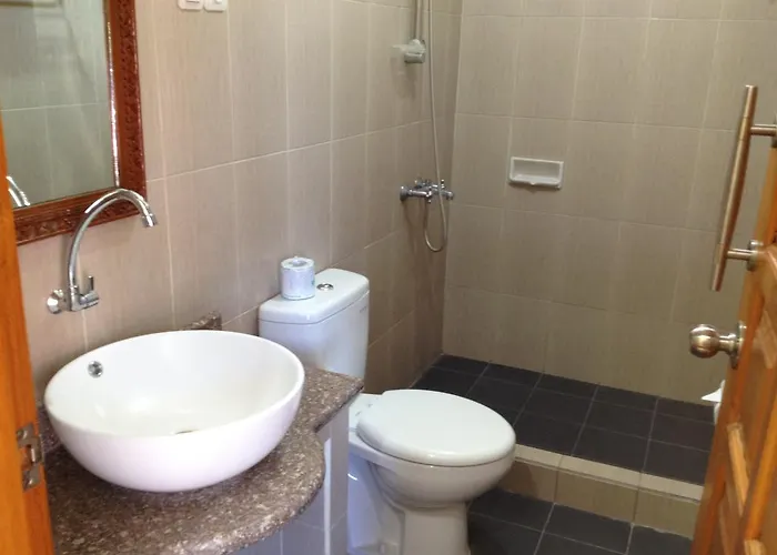 Hotel Astina 2*